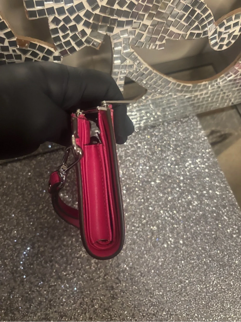 ⭐️Michael‎ Kors Pink Gradient Wristlet NWT